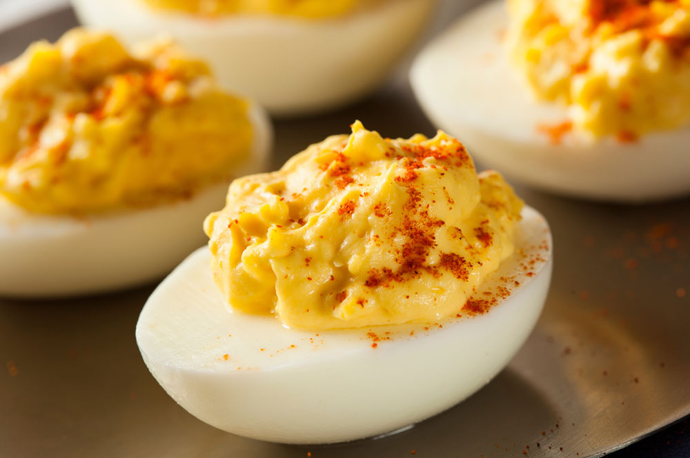 UOVA RIPIENE: UN PIATTO KETO