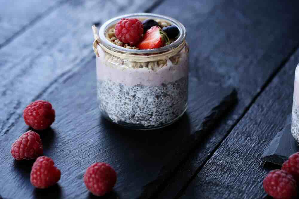 Chia pudding chetogenico: un dolce facile e veloce da preparare