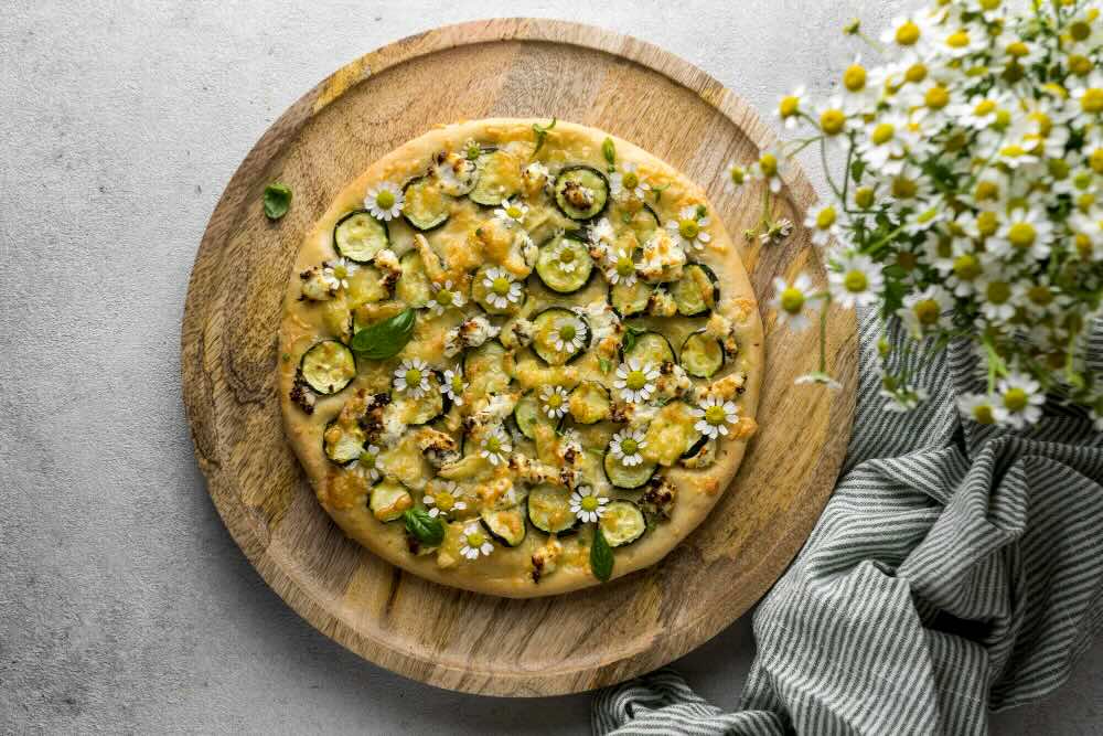 Pranzo al sacco chetogenico: torta salata zucchine e feta